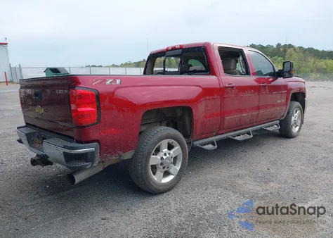 2018 Chevrolet Silverado K2500 Heavy Duty Lt z USA, uszkodzony, nr VIN 1GC1KVEY9JF127922